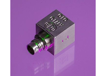 Miniaturný IEPE akcelerometer AT/10 - obrázok 1