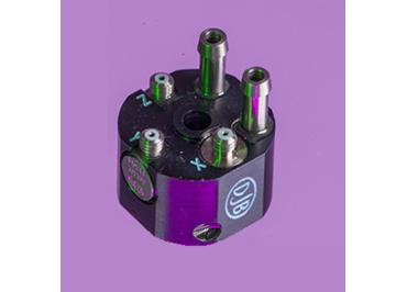 Vysokoteplotný piezoelektrický akcelerometer A/33 - obrázok 1